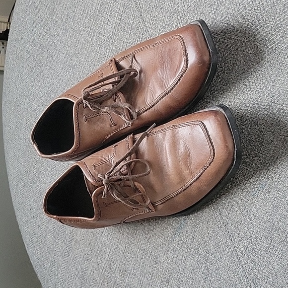 Kenneth Cole Square Toe Dress Shoe - Picture 2 of 8
